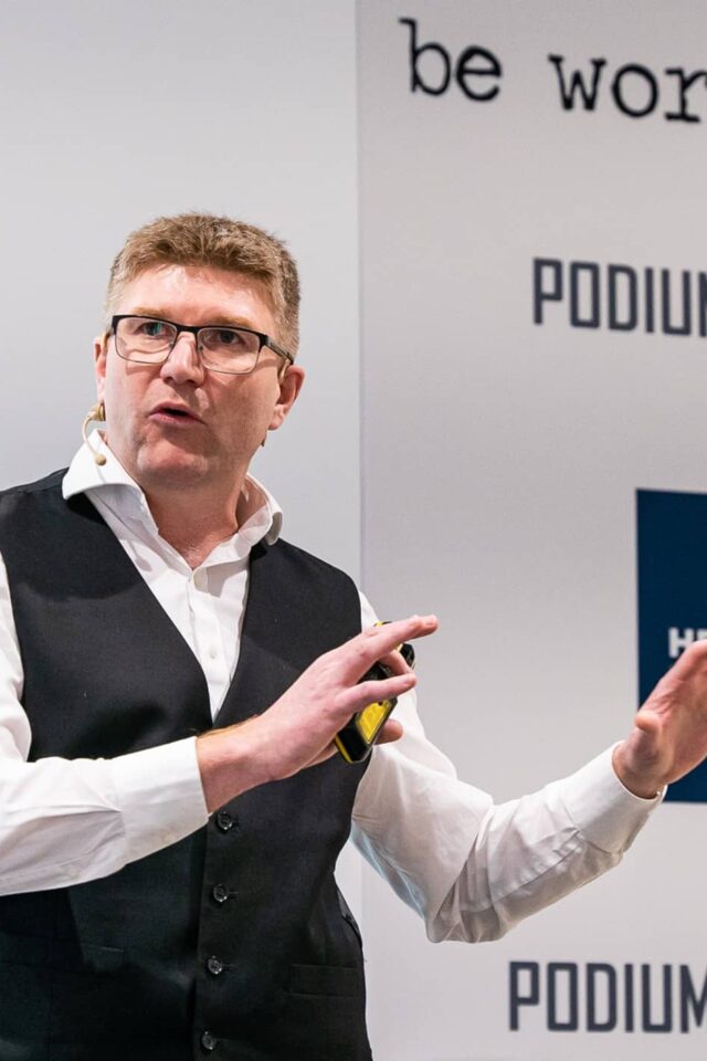 Simon Hartley high performance coach and keynote speaker