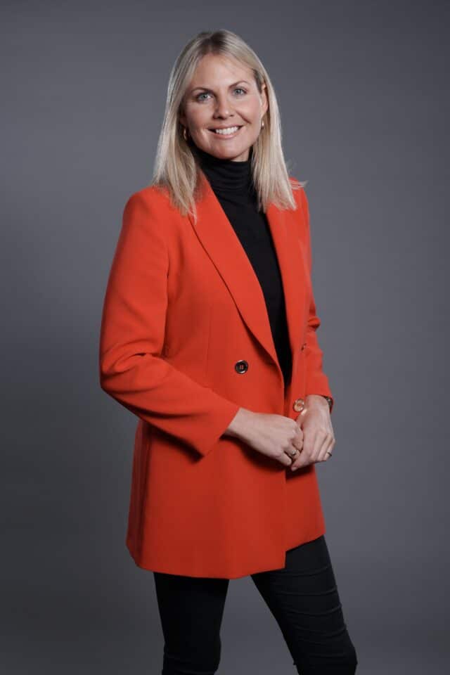 Rosanna Tennant f1 presenter and speaker for events